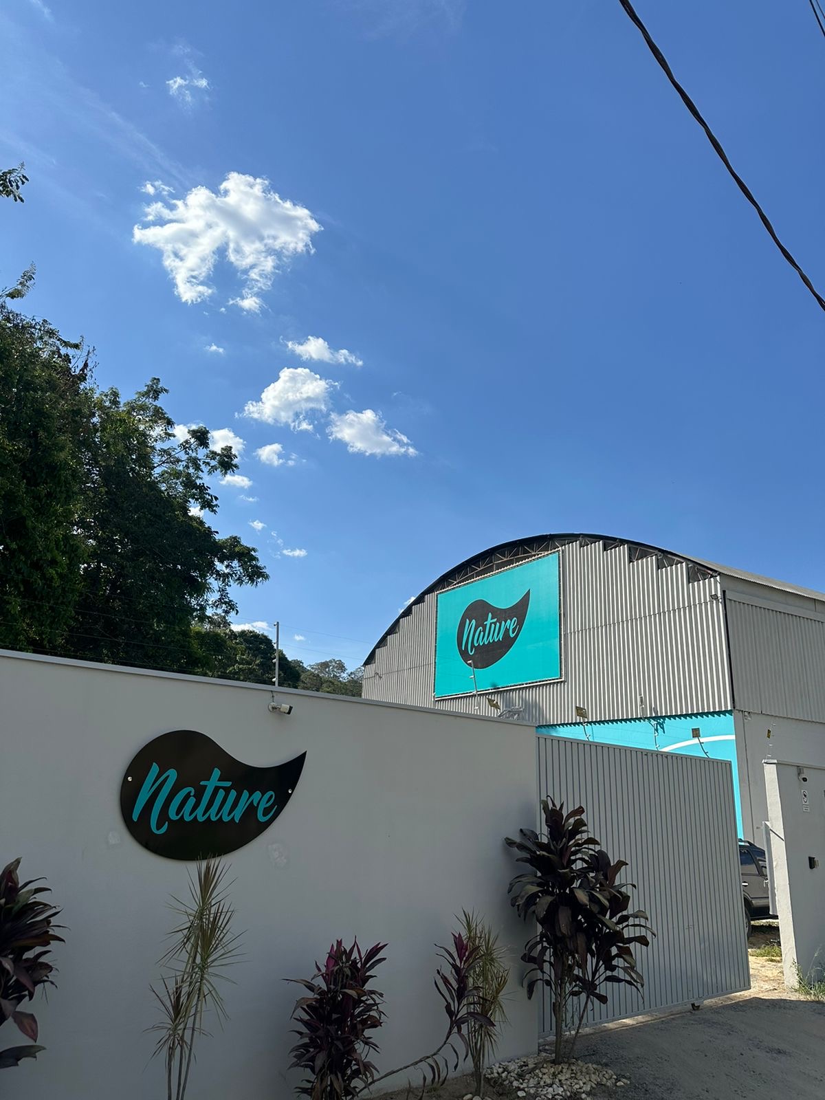 Fachada da fábrica Nature